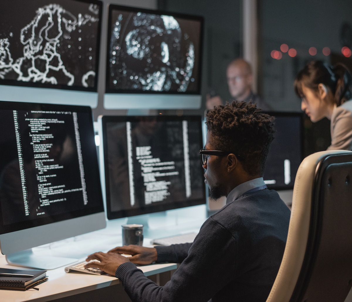 Multinationales Unternehmen verbessert seinen Schutz durch Stresstests seines Cybersicherheitsprogramms